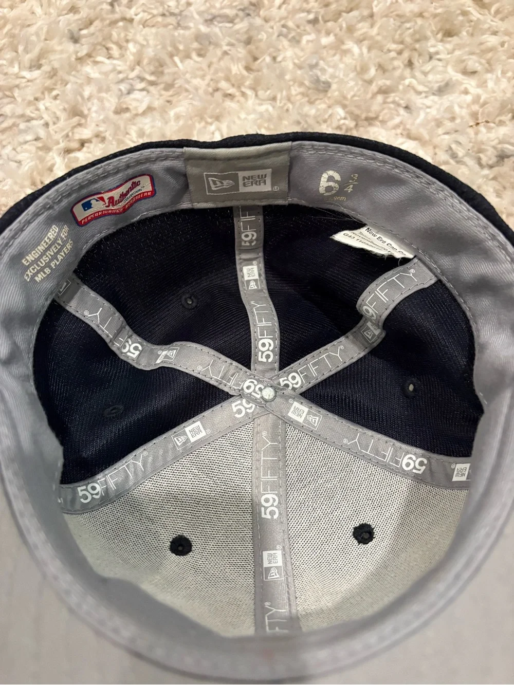 Kids braves hat 6 3/4 GUC